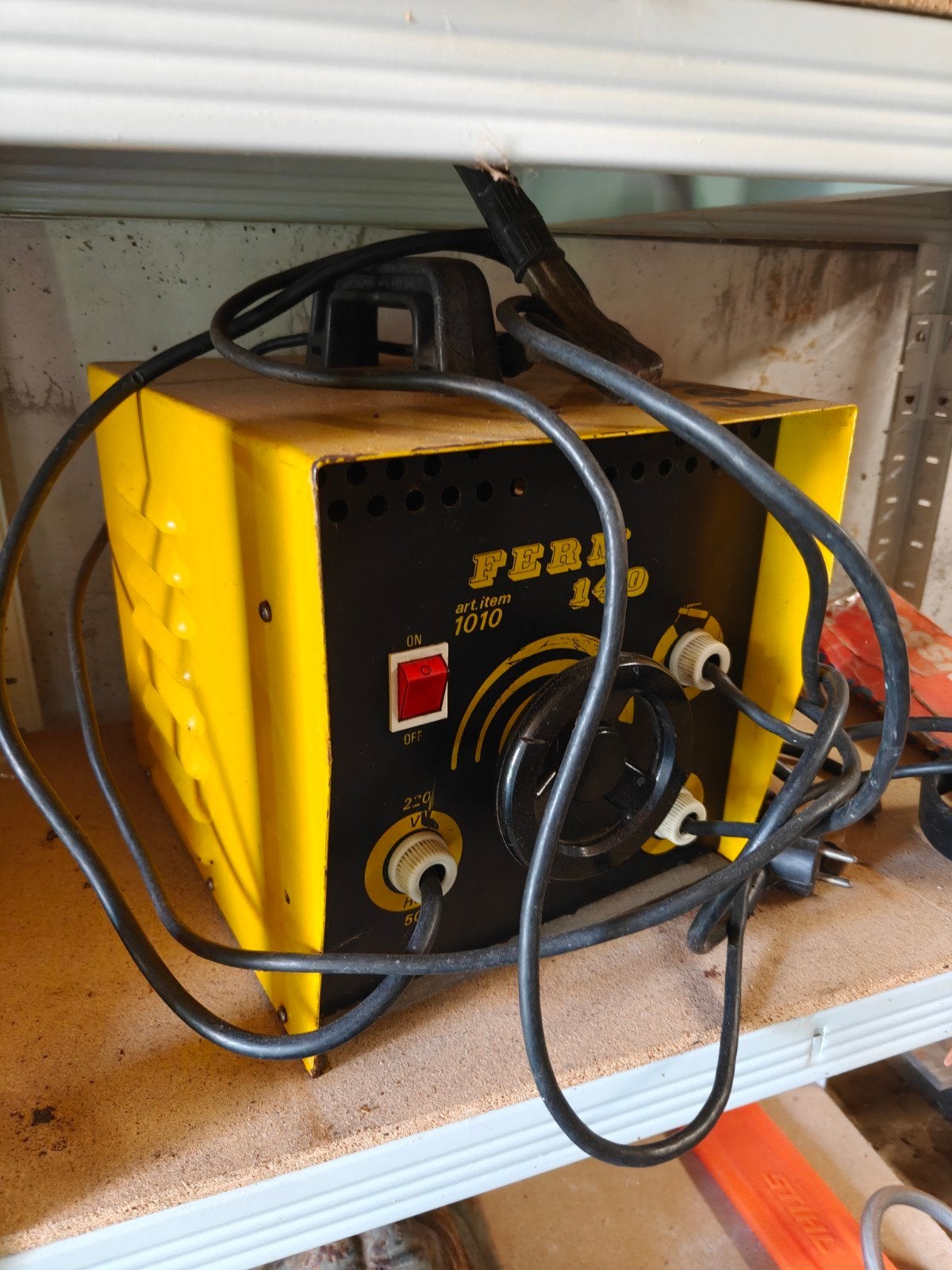 Ferm 140 lasapparaat met laskap en 2 pakken elektroden, Ophalen