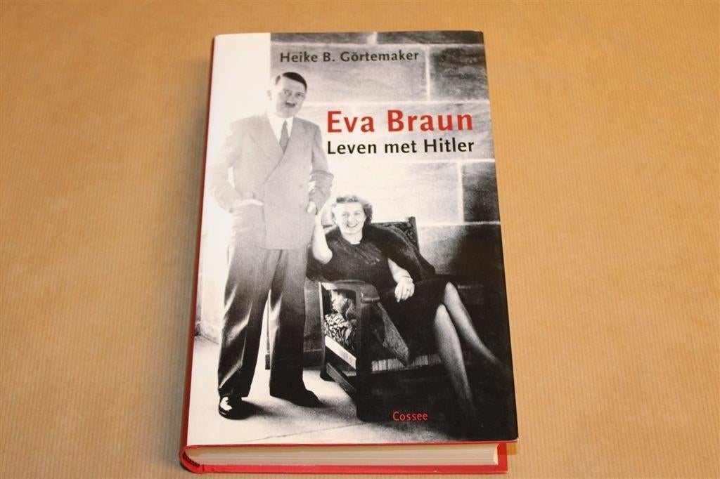 Eva Braun — Leven met Hitler, Biografie [2011], Boeken, Ophalen of Verzenden, Zo goed als nieuw, Sport