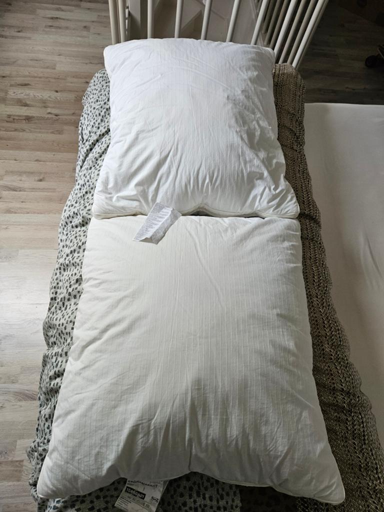 IKEA GRÖNAMARANT Kussens, hoog, 60x70 cm (2 stuks), Ophalen of Verzenden, Zo goed als nieuw, Wit, Rechthoekig
