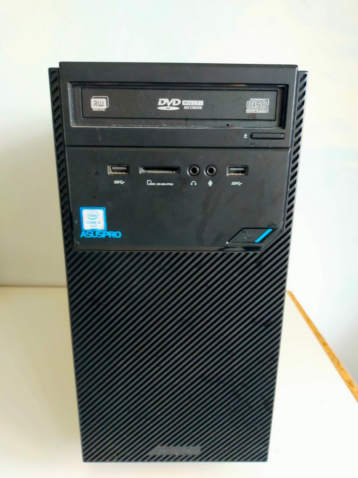 ASUS Pro Desktop PC - Intel Core i3 - D320MT, Computers en Software, Desktop Pc's, Ophalen of Verzenden, Gebruikt, Intel Core i3