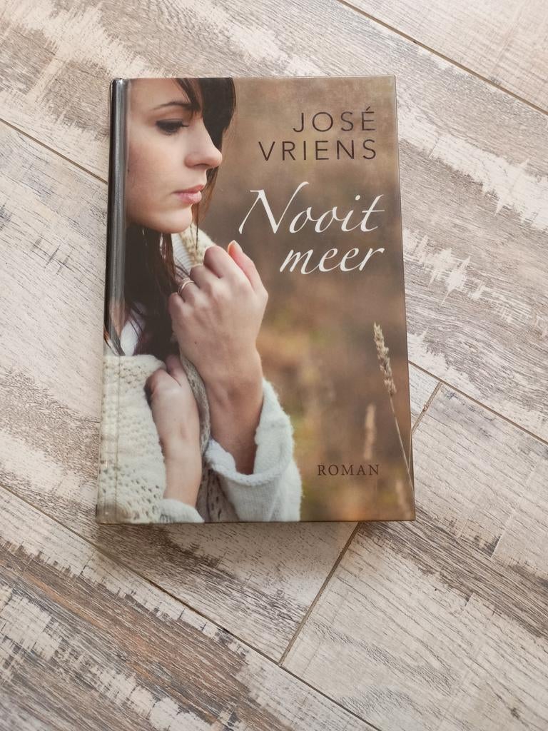 Nooit meer - josé vriens, Ophalen of Verzenden, Gelezen