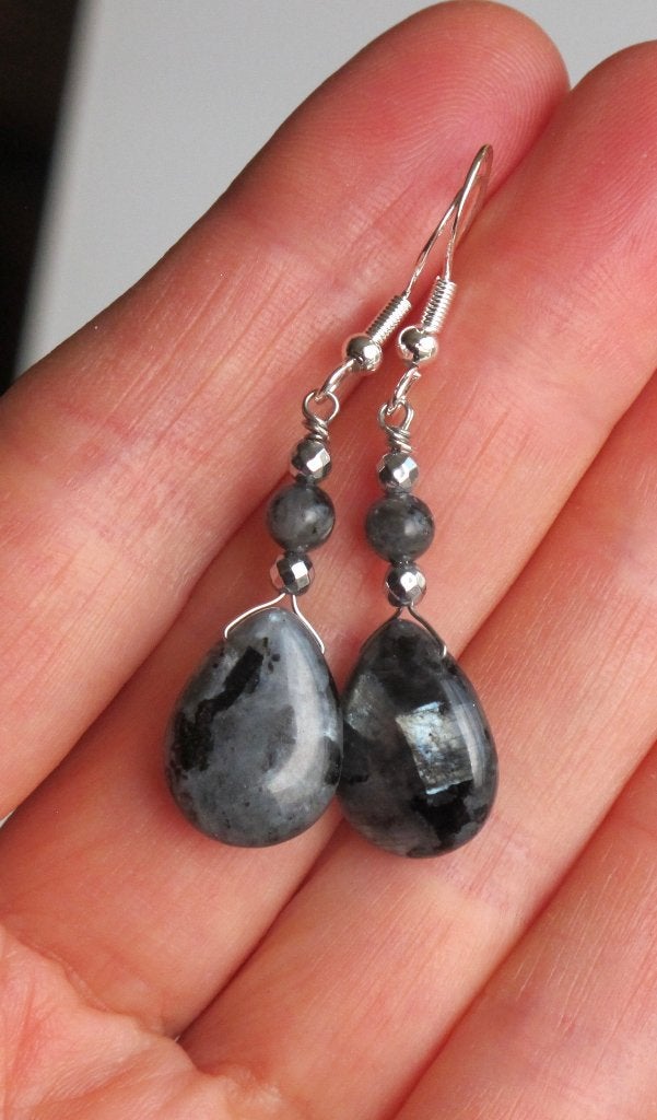 Schitterende oorbellen met Larvikiet en Hematiet zilver, Sieraden, Tassen en Uiterlijk, Oorbellen, Hangers, Verzenden, Nieuw, Zilver