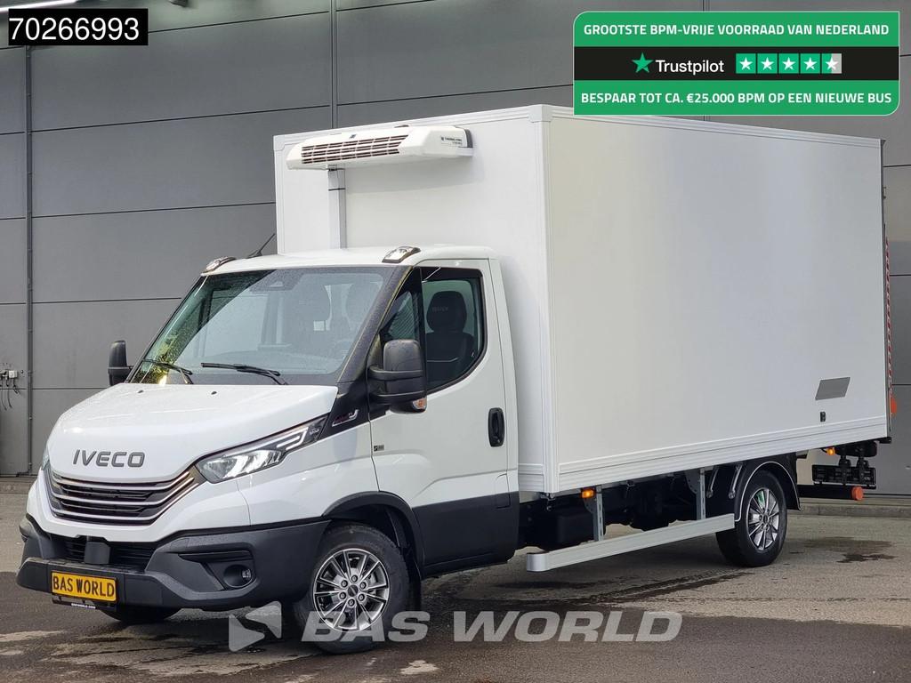 Iveco Daily 35S18 BPM VRIJ! 3.0L Laadklep Koelwagen Vriezer, Auto's, Bestelauto's, Automaat, Stof, Euro 6, 4 cilinders