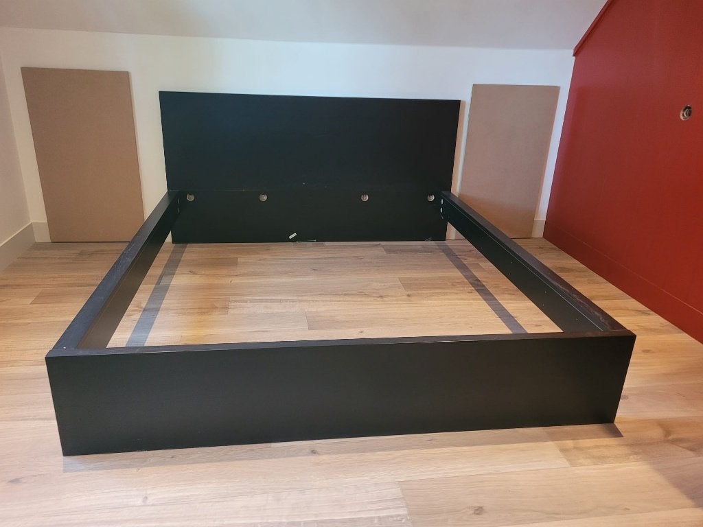 Bedombouw / bedonderstel  MALM Ikea 180 x 200 zwartbruin, Ophalen, Gebruikt, Wit, Tweepersoons