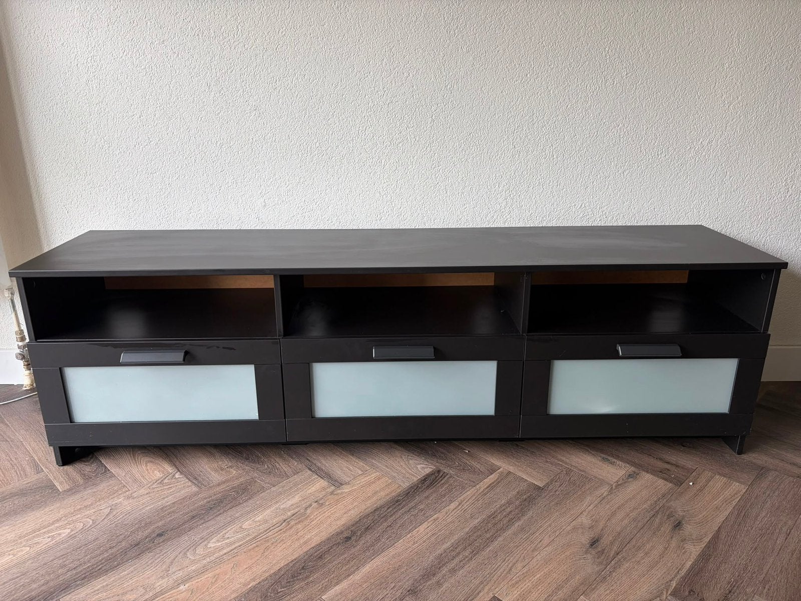 Zwarte Ikea tv meubel - Brimnes lijn, Ophalen, 150 tot 200 cm, Zo goed als nieuw, Minder dan 100 cm