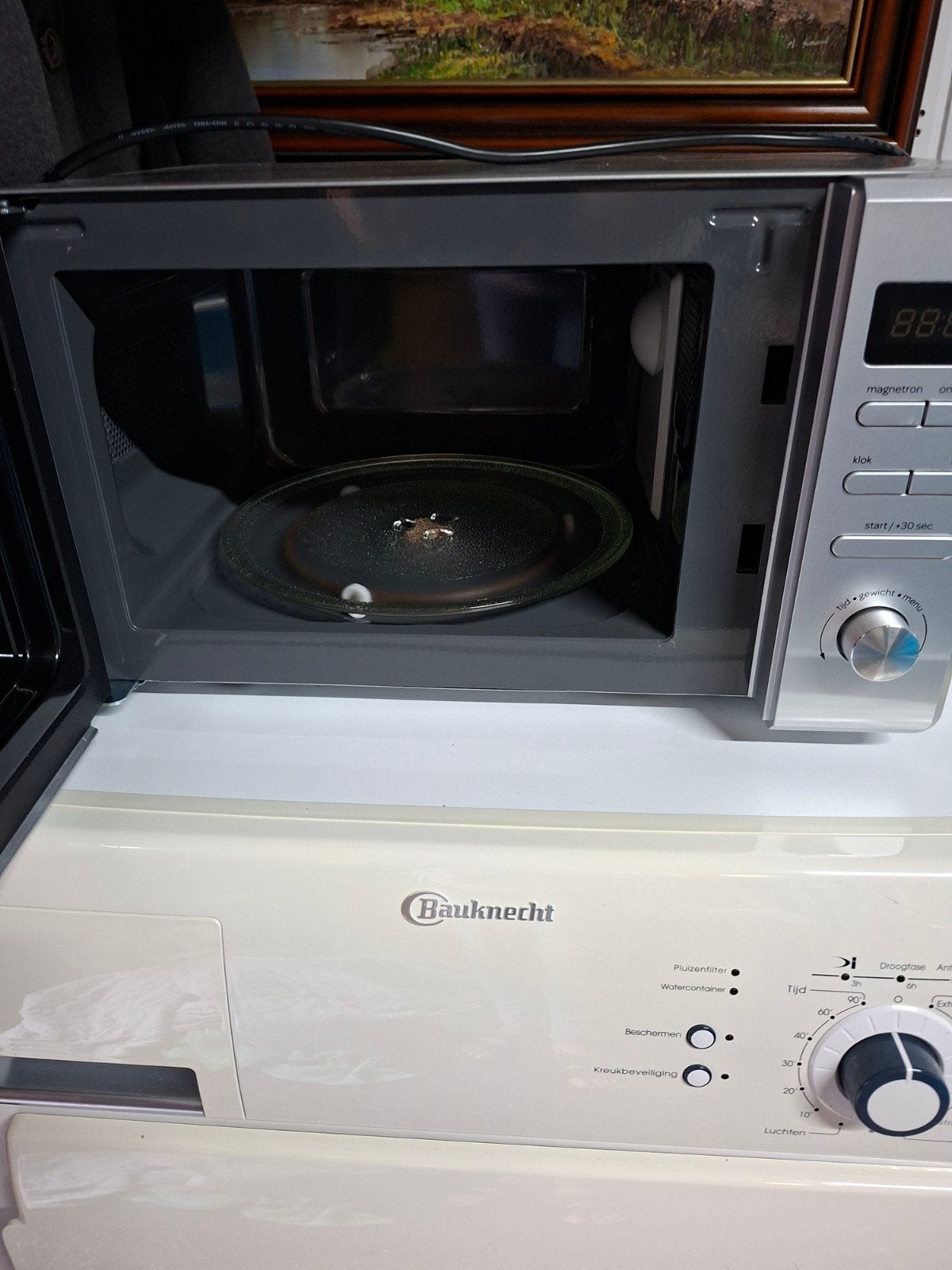 Nieuwe magnetron inventum, Ophalen, Nieuw