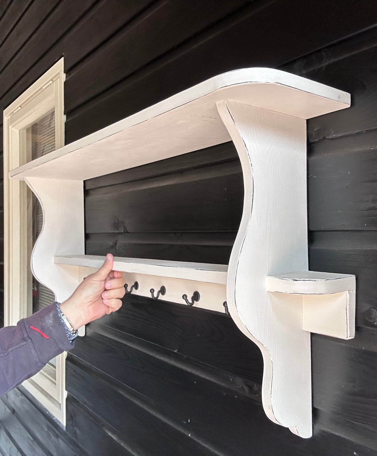 Wandplank / brocant schap / kapstok - wit (doorgeschuurd), Ophalen of Verzenden, Zo goed als nieuw
