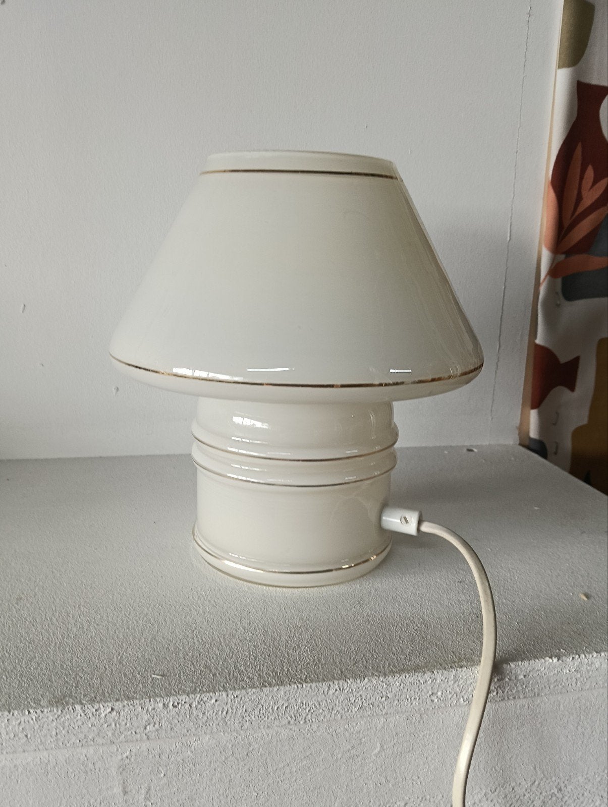 Massieve glazen tafellamp - Vintage design, Gebruikt, Vintage, Met schakelaar, Onbekend