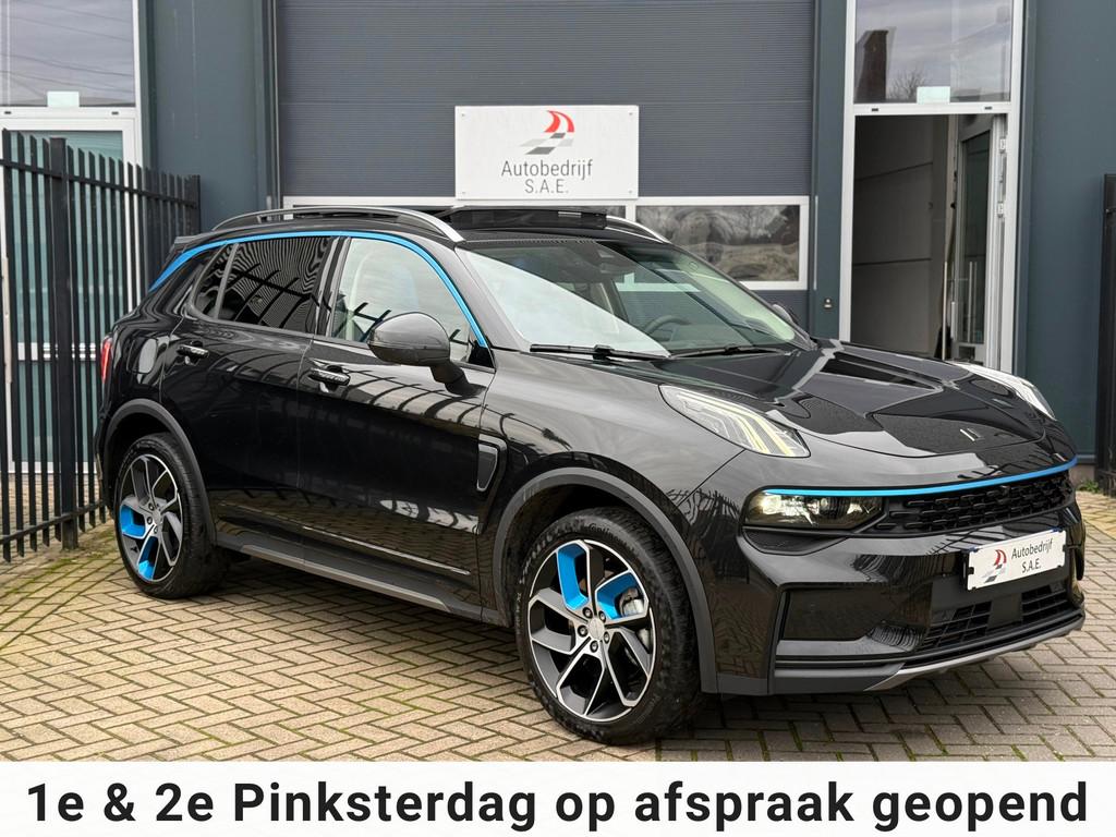 Lynk & Co 01 1.5 HYBRID 261 PK / 360 Camera PANO SFEER NAVI, Euro 6, Zwart, Plug-in hybride, Bedrijf