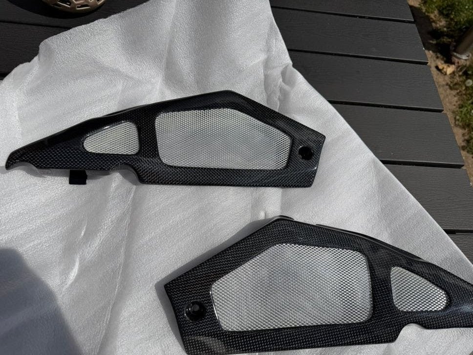 Aprilia Carbon Seat Panels rsv Mille en Tuono gen 1, Ophalen of Verzenden