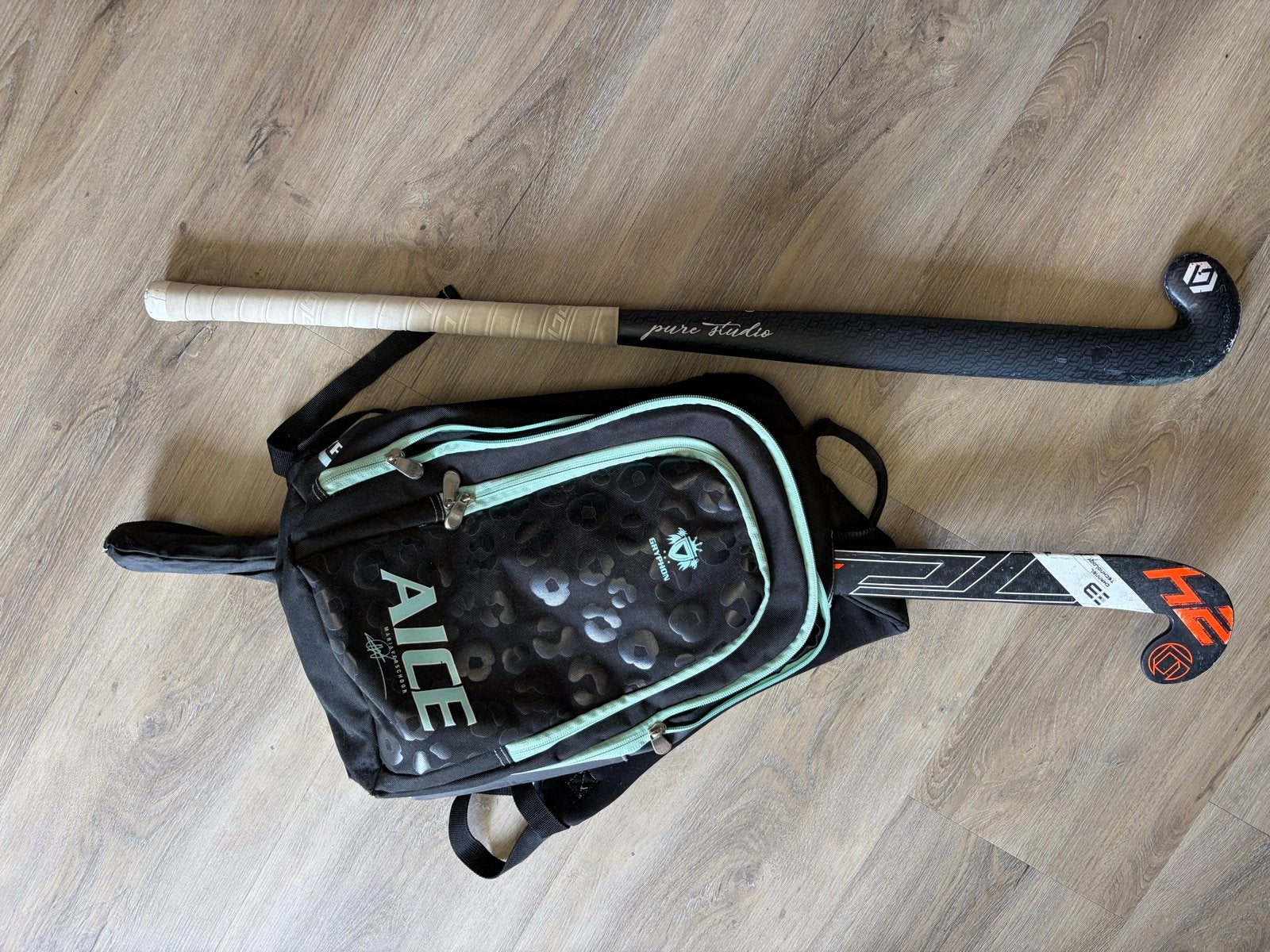 Hockey rugtas met 2 hockeysticks, Ophalen, Gebruikt, Stick