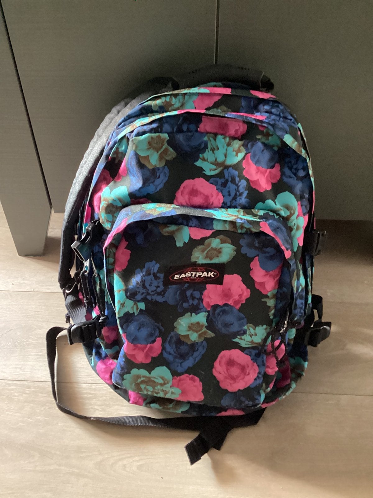 Rugzak Eastpak met laptopvak nieuwstaat, Ophalen of Verzenden, Zo goed als nieuw, Rugtas