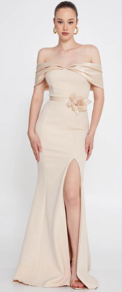 Elegante Beige Galajurk - Off-shoulder met Split, Zwart, Nieuw, Ophalen of Verzenden, Maat 36 (S)