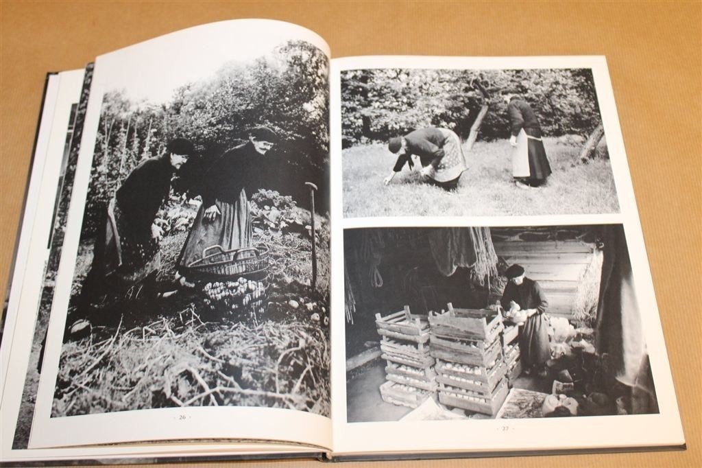 Mariahoeve — 3 Zusters op de Veluwe — Fotoboek, Boeken, Ophalen of Verzenden, Zo goed als nieuw