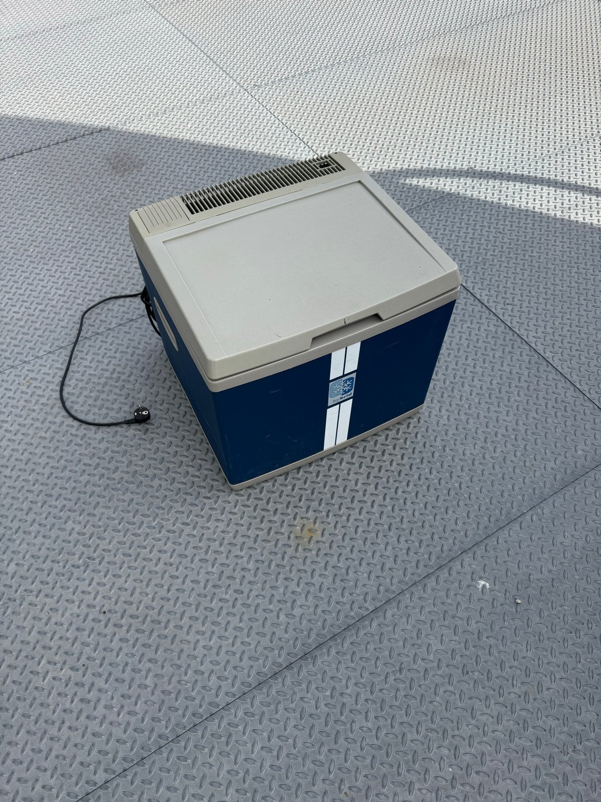 Mobicool B40 Hybride Koelbox - 40L, Ophalen of Verzenden, Gebruikt, Koelbox, Elektrisch