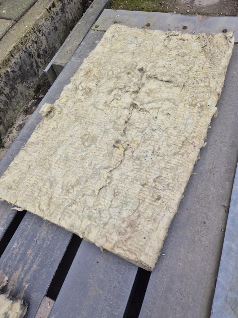 Grote partij glaswol isolatie 7cm dik, ca. 1000m², Doe-het-zelf en Verbouw, Hout en Planken, Gebruikt, Minder dan 25 mm, Eiken