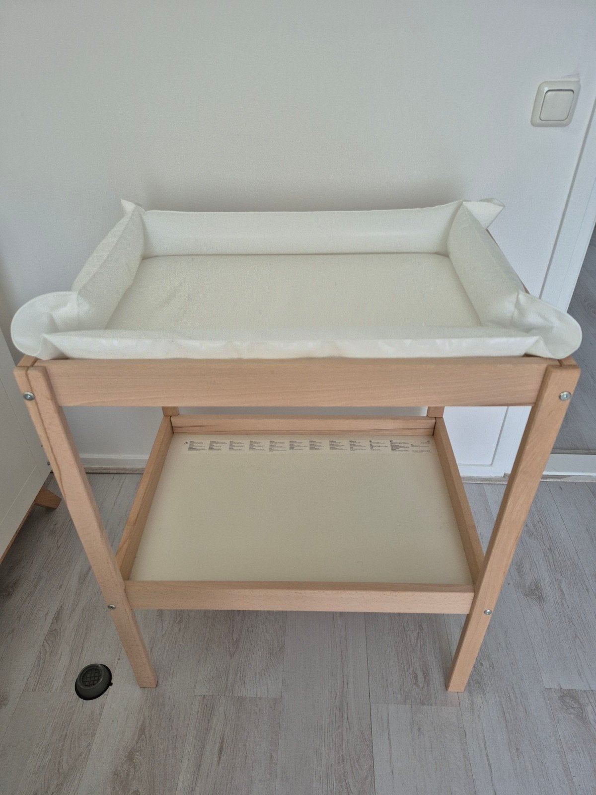SNIGLAR Commode, Minder dan 75 cm, 50 tot 70 cm, Zo goed als nieuw, Commode