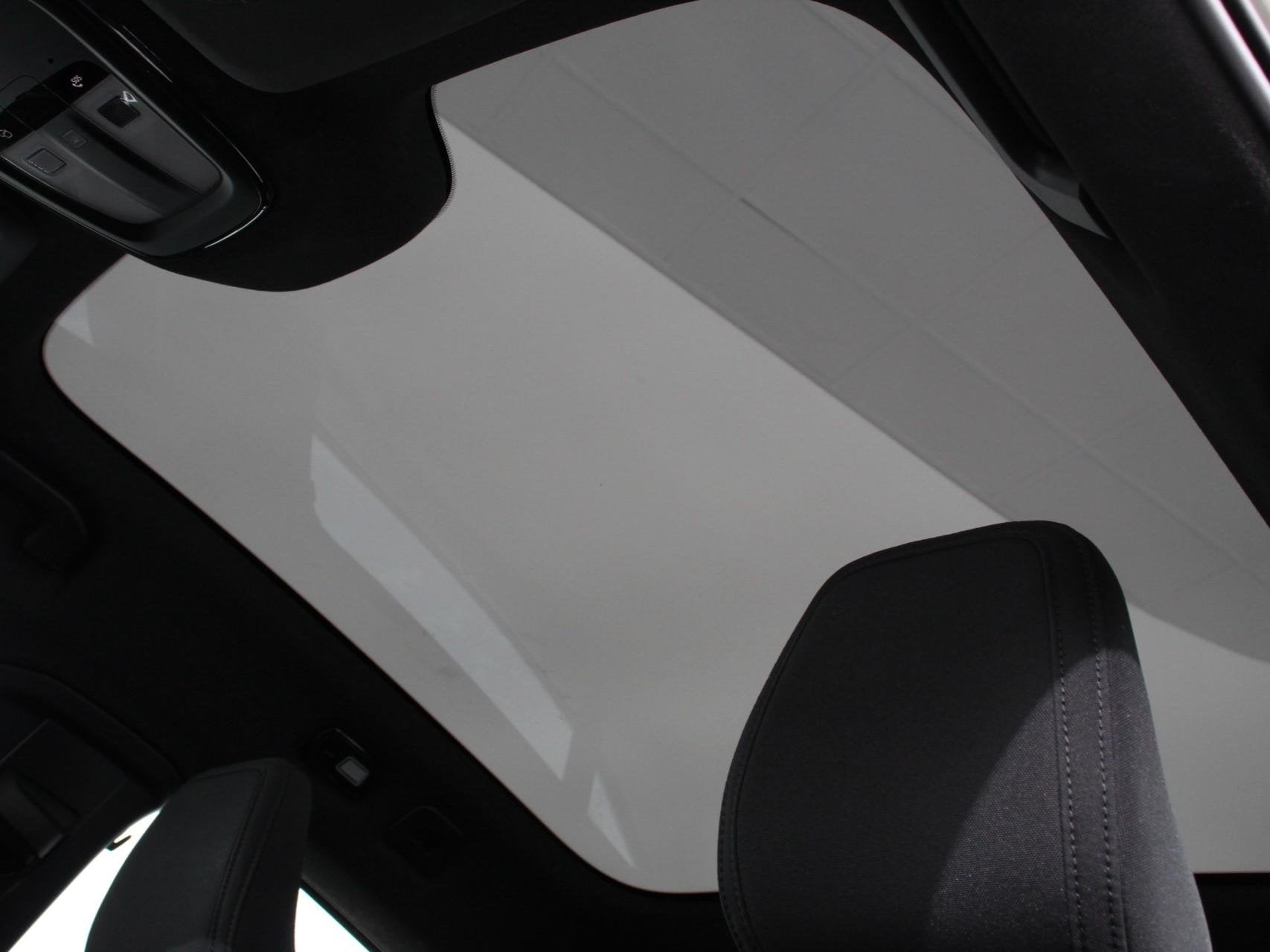 Volvo C40 Single Motor Plus 69 kWh Panoramadak Navigatie Cam, Automaat, Automatische klimaatregeling, Gebruikt, 90 €/maand