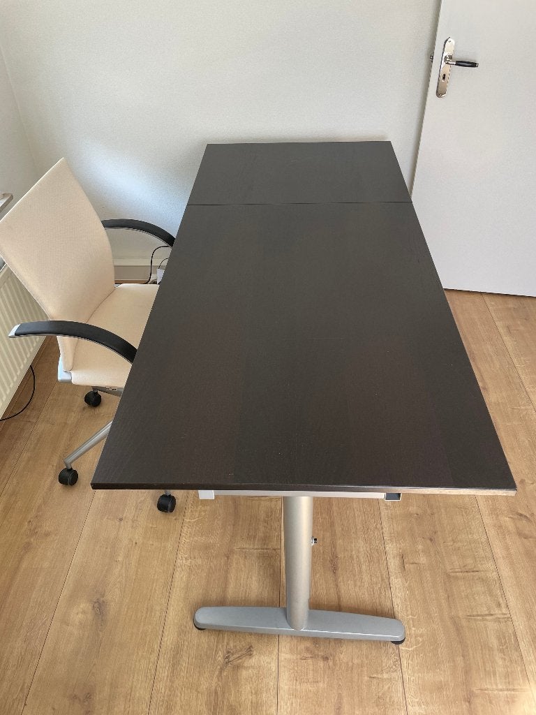 Bureau incl stoel en kastje, Ophalen, Bruin, Zo goed als nieuw, Hout