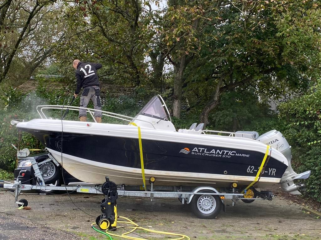 Atlantic Marine 570 Suncruiser met 90pk Honda en trailer, Watersport en Boten, Vis- en Consoleboten, 70 pk of meer, Overige merken