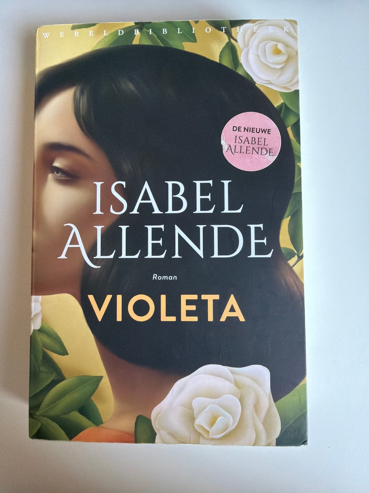 Violeta - Isabel Allende (Roman), Ophalen of Verzenden, Zo goed als nieuw, Nederland