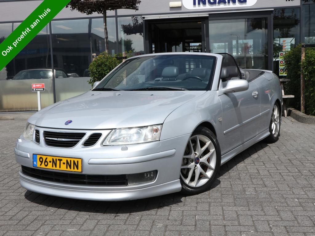 Saab 9-3 Cabrio 2.0T Aero 210 PK NL AUTO NAVI AIRCO CRUISE N, Auto's, Saab, Voorwielaandrijving, 1998 cc, Gebruikt, Zwart