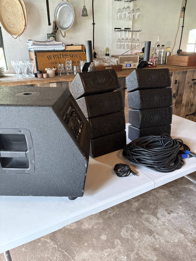 Mini Line Array Sound system  Alecto met subwoofer
