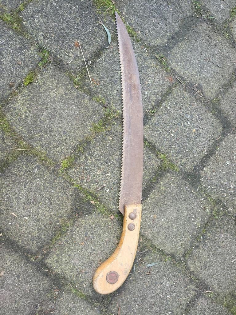 Oude handzaag met houten handvat, Verzenden, Gebruikt
