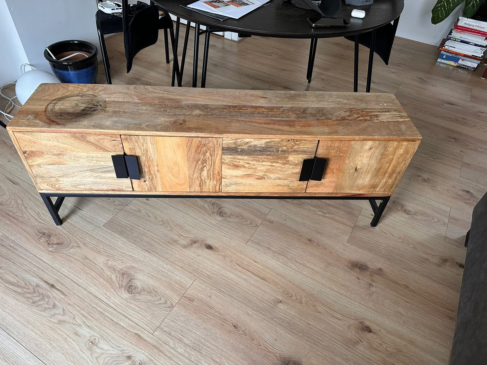 TV kast, Ophalen, 100 tot 150 cm, Zo goed als nieuw, Minder dan 100 cm