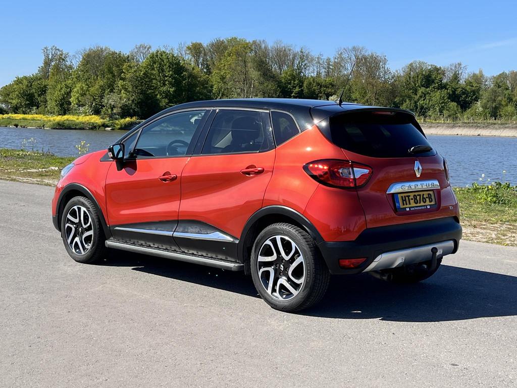 Renault Captur 0.9 TCe Xmod Airco, camera, trekhaak, Voorwielaandrijving, 898 cc, Gebruikt, Euro 6