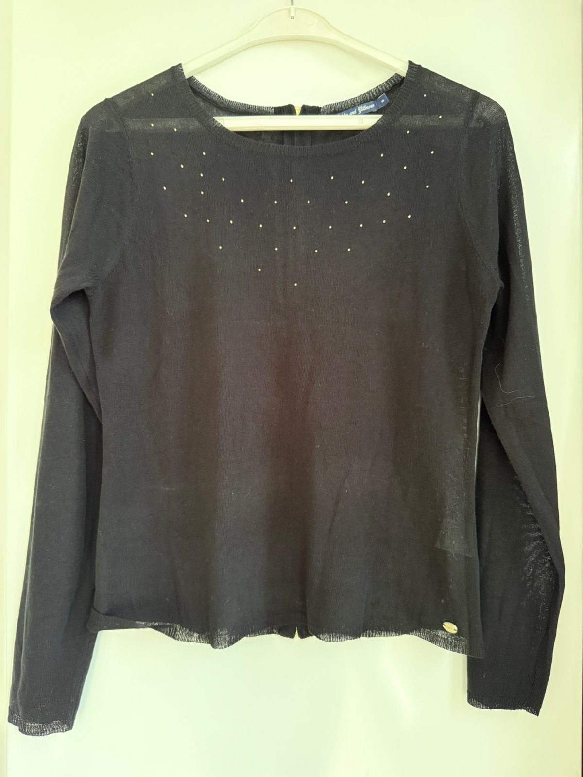 zwarte dunne top gouden studs lm maat S GEDDES & GILLMORE, Kleding | Dames, Zwart, Ophalen of Verzenden, Zo goed als nieuw, Lange mouw