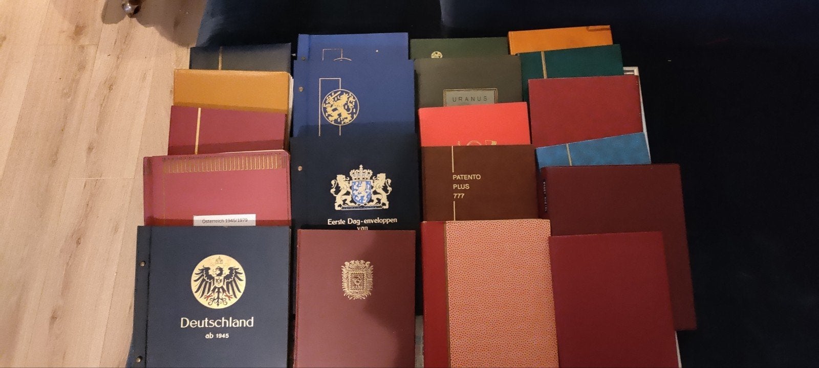 zeer grote partij postzegels duizenden 20,000+, Postzegels en Munten, Postzegels | Volle albums en Verzamelingen, Ophalen, Nederland en Buitenland