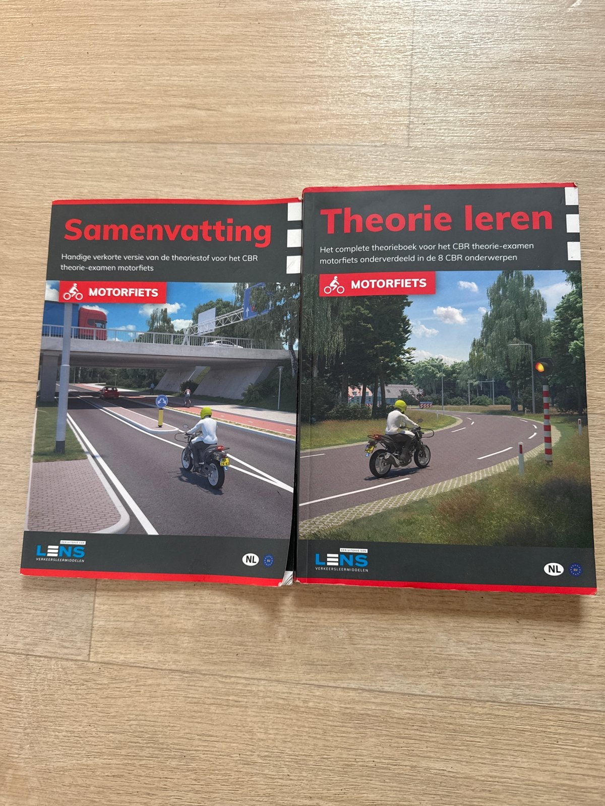 Motorfiets theorieboeken CBR: Samenvatting & Theorie leren, Ophalen of Verzenden, Zo goed als nieuw, Algemeen