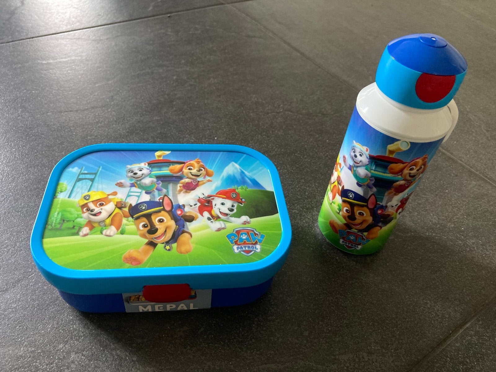 Nieuwe Paw Patrol broodtrommel en drinkbeker set, Diversen, Ophalen of Verzenden, Nieuw