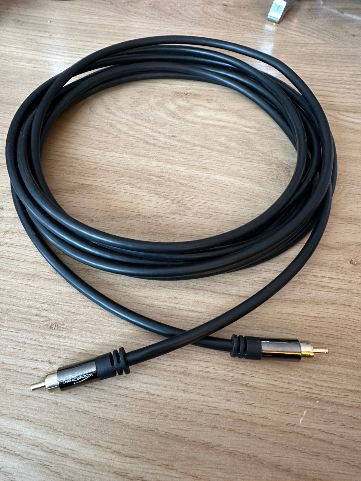 Subwoofer kabel 5 m, Ophalen of Verzenden, Zo goed als nieuw, 5 tot 10 meter, Interlink-kabel