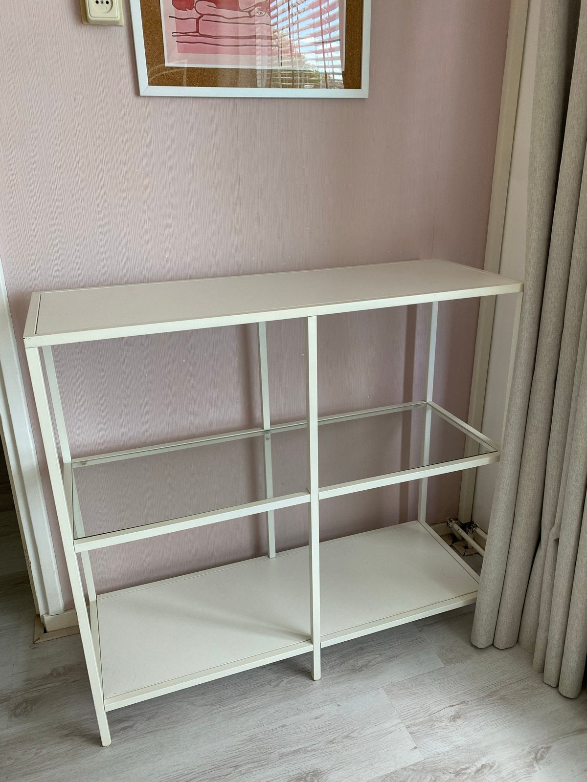 Ikea open kast met glazen plank, Huis en Inrichting, Kasten | Boekenkasten, Ophalen, Met plank(en), Gebruikt, 100 tot 150 cm