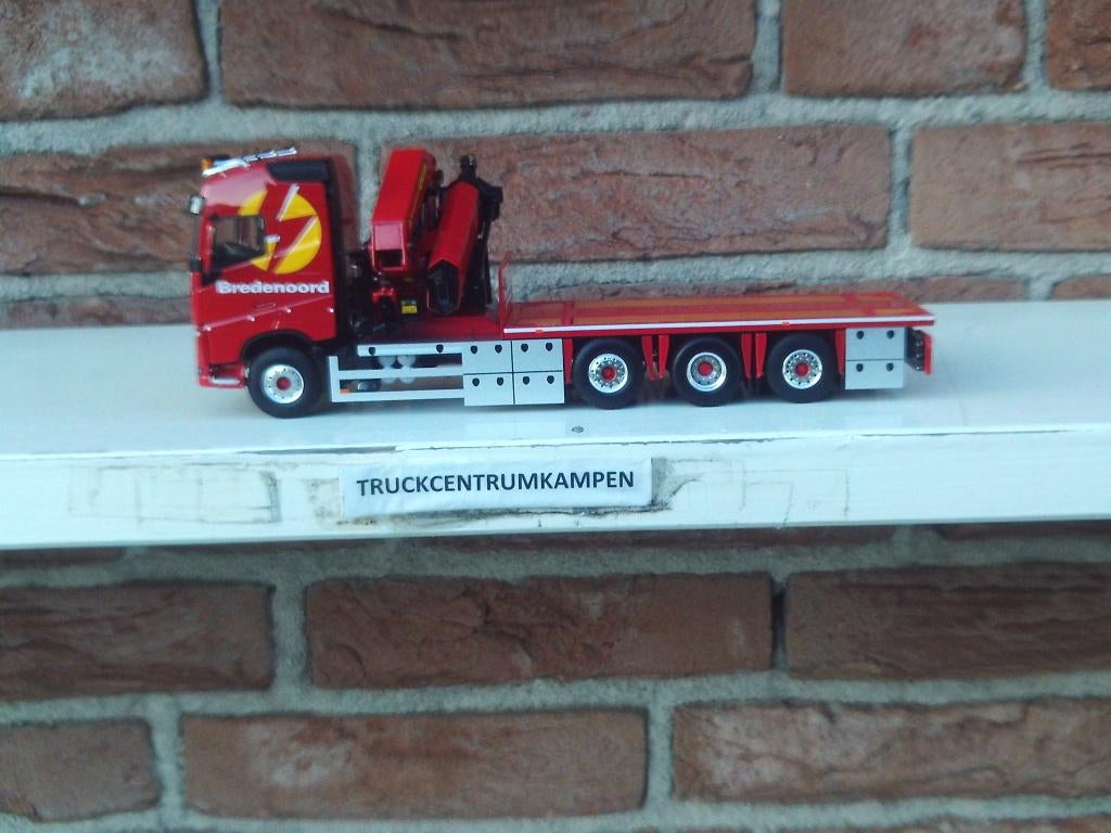 WSI  Volvo  FH4  Globetrotter  van  Bredenoord., Ophalen of Verzenden, Nieuw, Bus of Vrachtwagen, Wsi