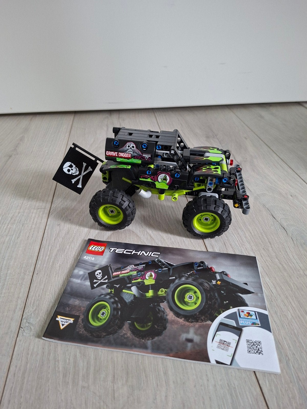 LEGO Technic 42118 Grave Digger Monster Truck, Ophalen, Zo goed als nieuw