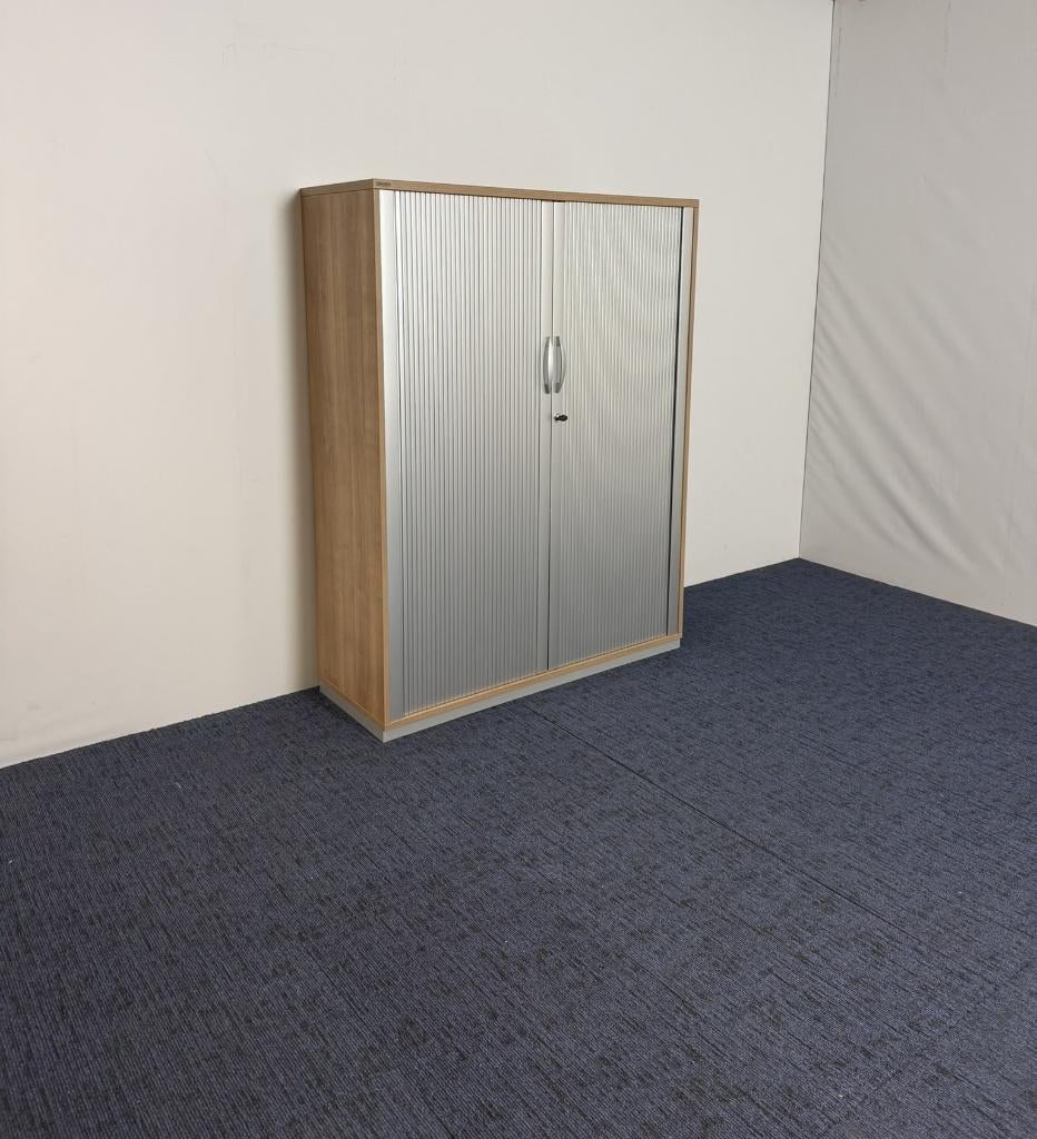 2x Roldeurkast Palmberg, kersen havanna/aluminium, 156 x 120, Ophalen, Gebruikt