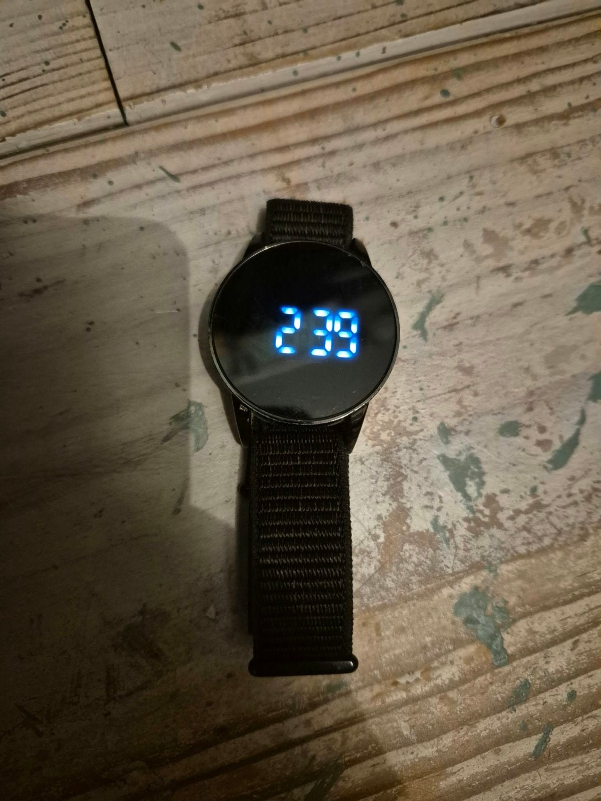 Digitaal Horloge met Lange Batterijduur, Ophalen of Verzenden, Zo goed als nieuw, Zwart