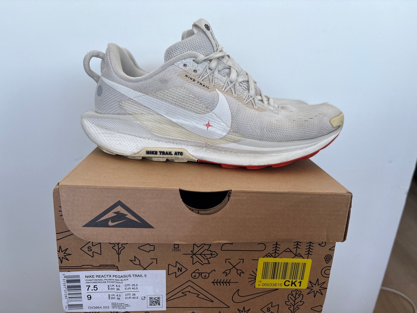 Nike ReactX Pegasus Trail 5 - Maat 40.5, Beige, Ophalen of Verzenden, Sneakers of Gympen, Gedragen