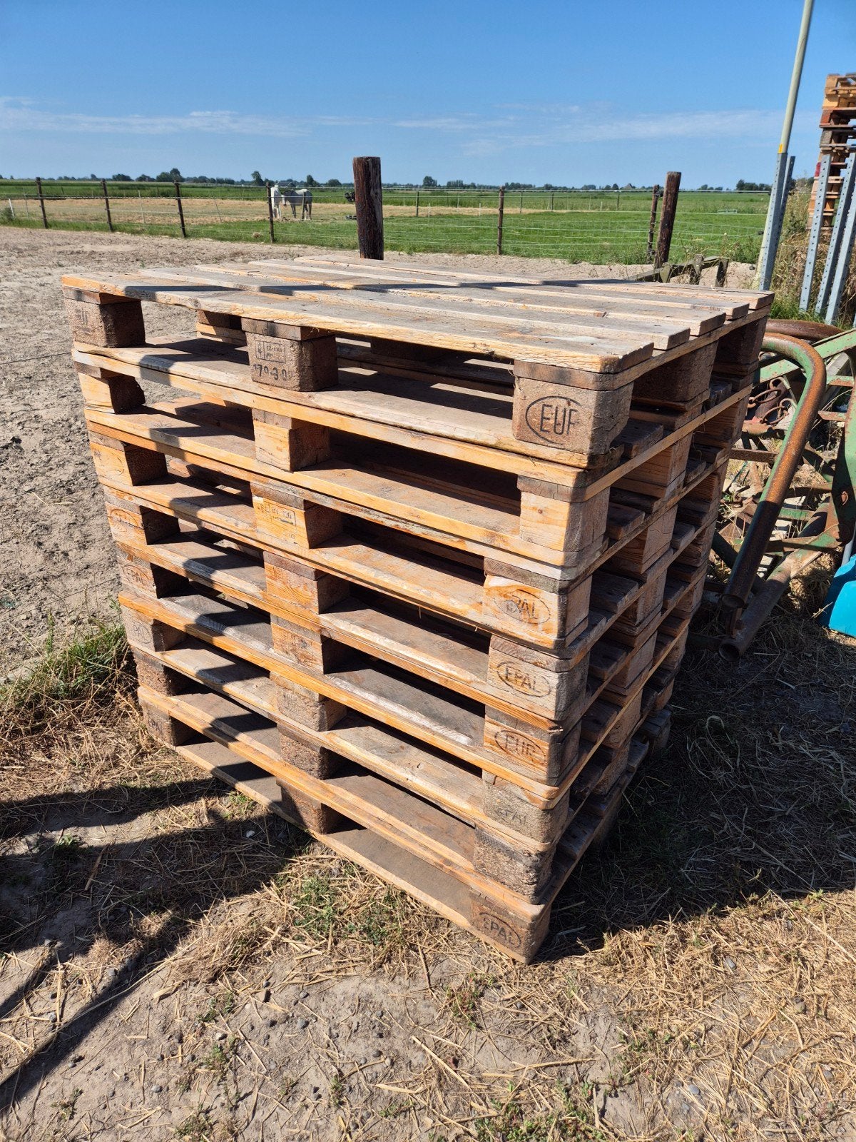 8 gebruikte Europallets te koop, Ophalen