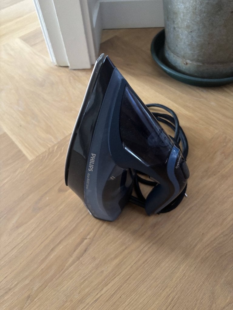 Philips Azur 8000 Steam Iron DST8020/20, Ophalen, Zo goed als nieuw, Strijkijzer met snoer
