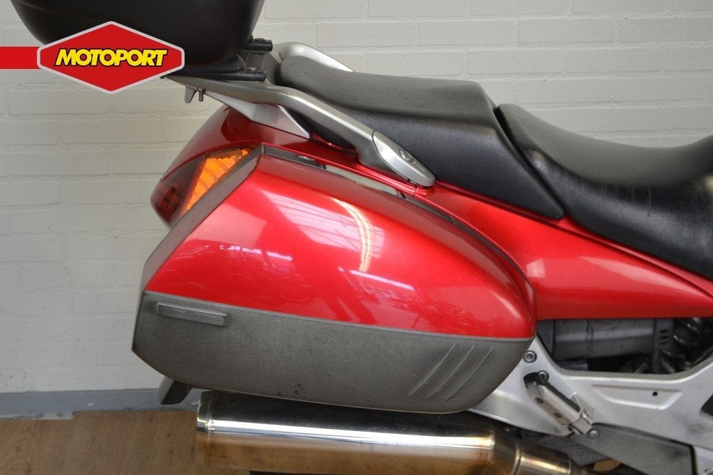 Honda ST 1300 Pan European ABS TOUR (bj 2003), Motoren, Dorneveld 180-184
B-1731  Zellik, BE, Honda Motor Europe, Meer dan 35 kW