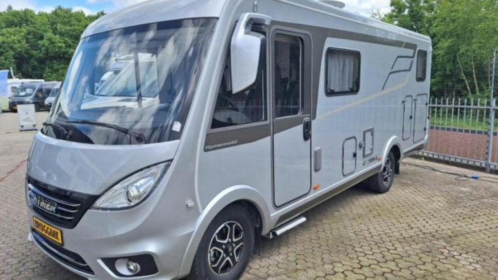 Hymer Exsis-I 580 PURE ENKEL BED 214CM + HEFBED AUTOMAAT, Fiat, 6 tot 7 meter, Bedrijf, Diesel