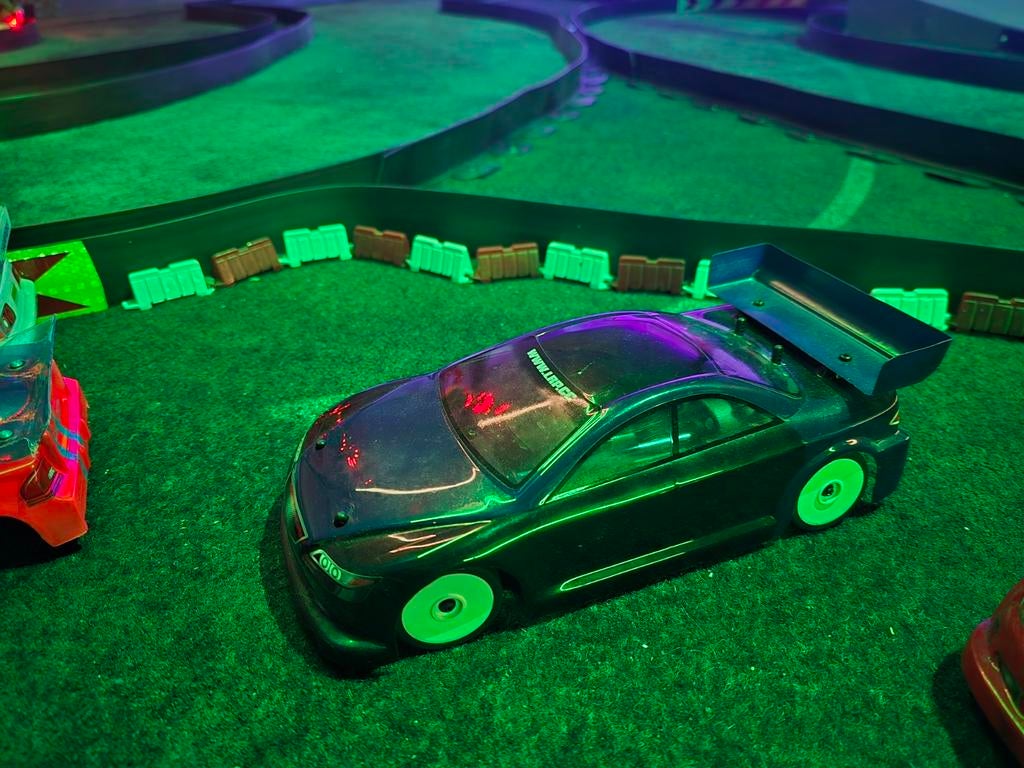 LRP S18.TC 4WD RC TOURINGCAR 2X, Hobby en Vrije tijd, Modelbouw | Radiografisch | Auto's, Elektro, Ophalen of Verzenden, Zo goed als nieuw