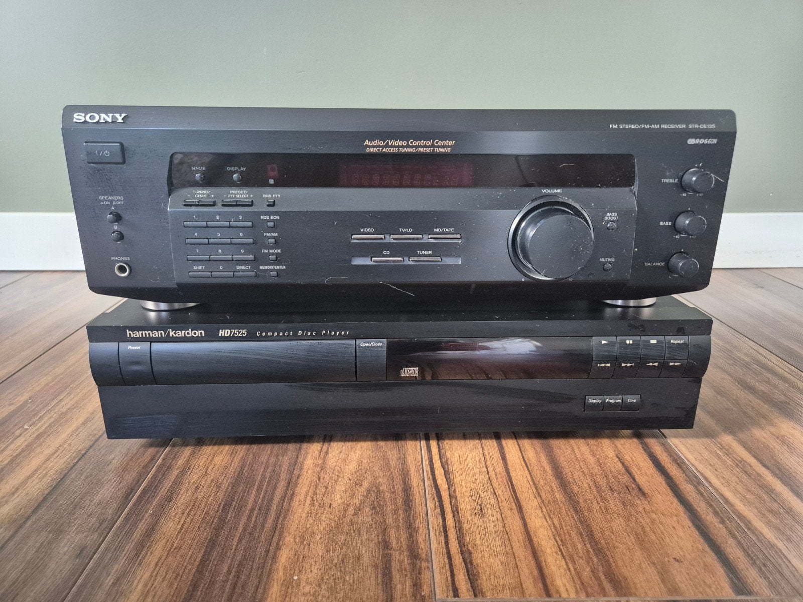 Sony STR-DE135  Receiver & Harman Kardon HD7525 CD, Ophalen, Gebruikt, Losse componenten, Sony