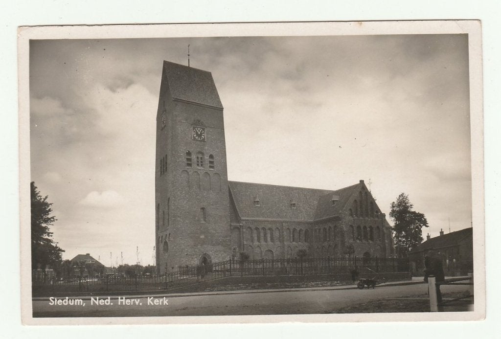 Stedum (nabij Loppersum en Middelstum) - Ned Herv Kerk, Verzamelen, Ansichtkaarten | Nederland, Verzenden, 1940 tot 1960, Gelopen