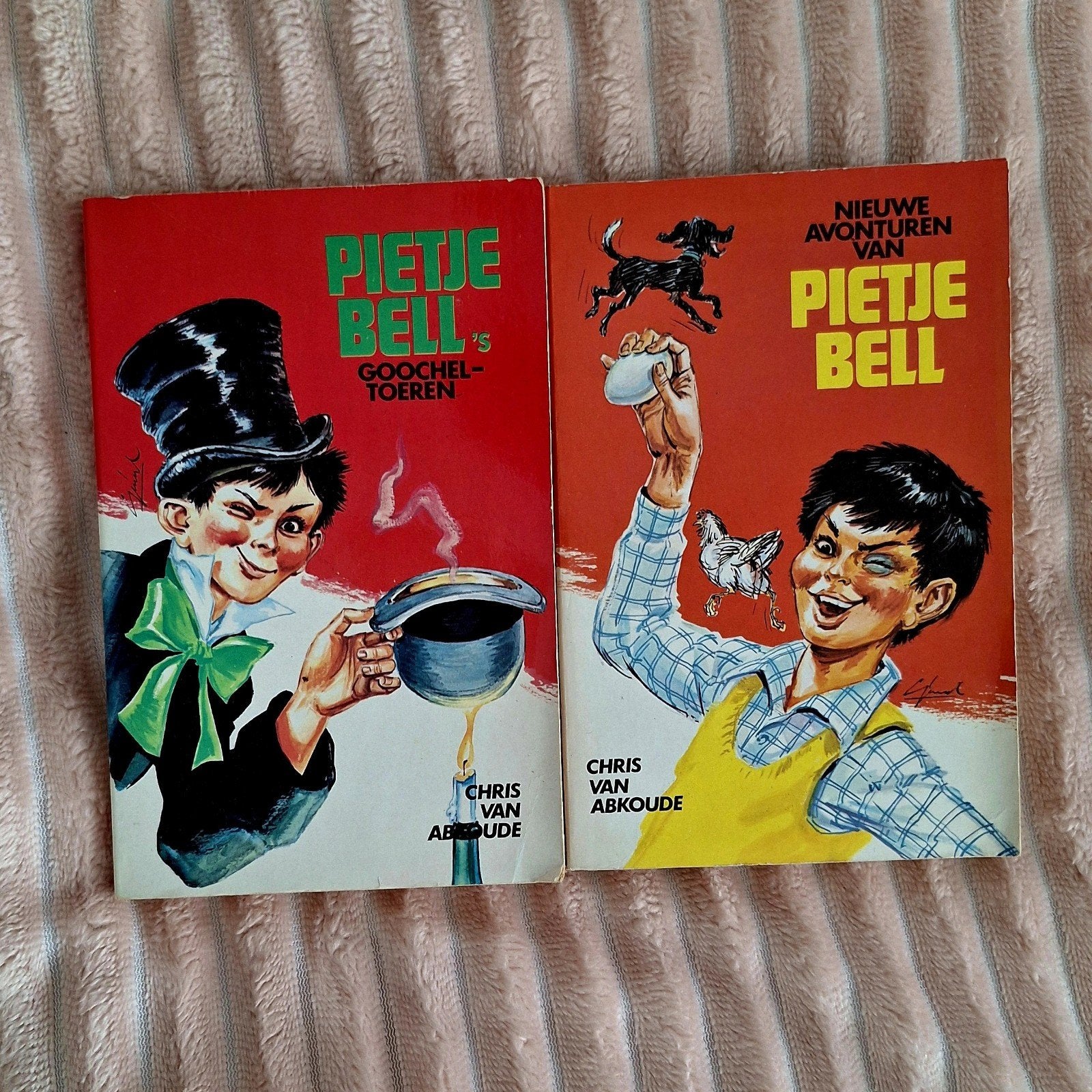 Set van 2 Vintage Pietje Bell Boeken voor €4, Ophalen of Verzenden, Gelezen