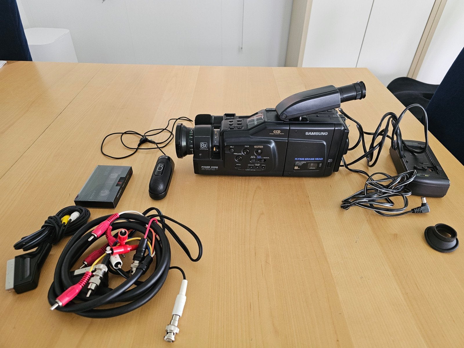 Samsung CCD Video Camera met accessoires, Ophalen, Overige soorten, Samsung, 20x of meer